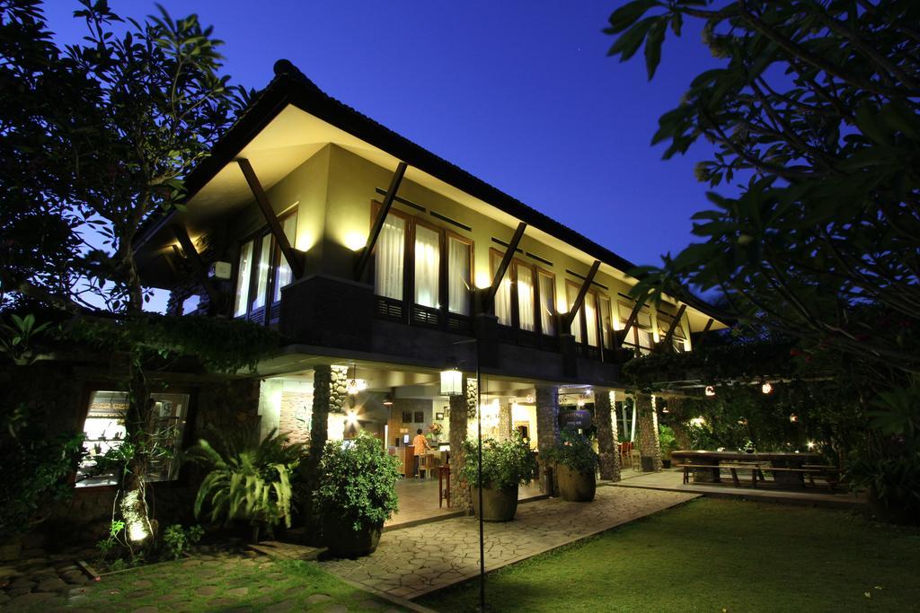 Rumah Batu Boutique Hotel Surakarta  Luaran gambar